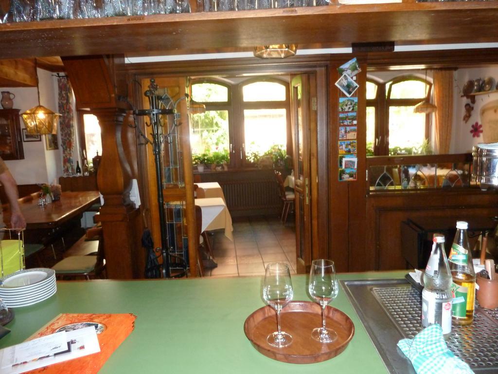 Gasthaus Zum Hirschen ชเตาเฟิน เอม บรายสเกา ภายนอก รูปภาพ