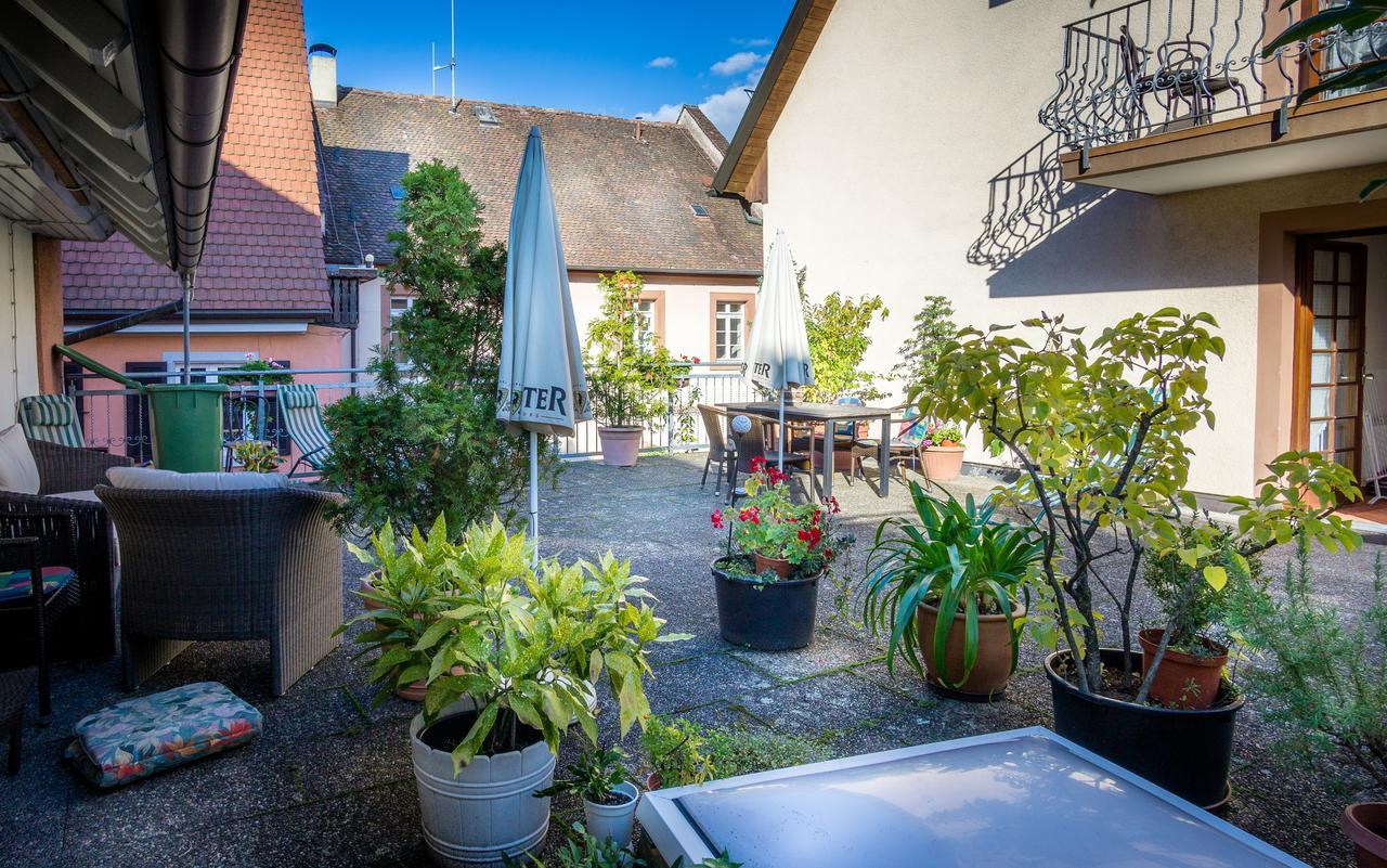 Gasthaus Zum Hirschen ชเตาเฟิน เอม บรายสเกา ภายนอก รูปภาพ