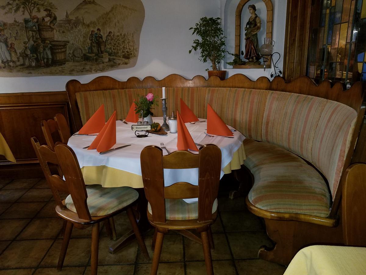 Gasthaus Zum Hirschen ชเตาเฟิน เอม บรายสเกา ภายนอก รูปภาพ